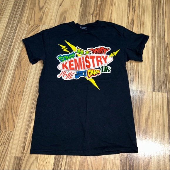 Y2K YG Entertainment Presents Kemistry t-shirt rap Youth Size Small Color Black - Picture 1 of 7